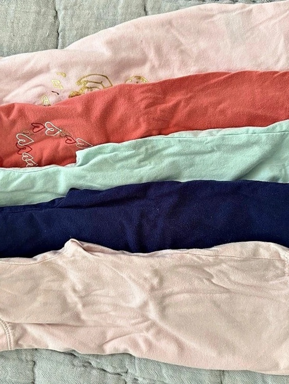 Short Sleeve Cat and Jack Top Bundle in Pink & Red Like New